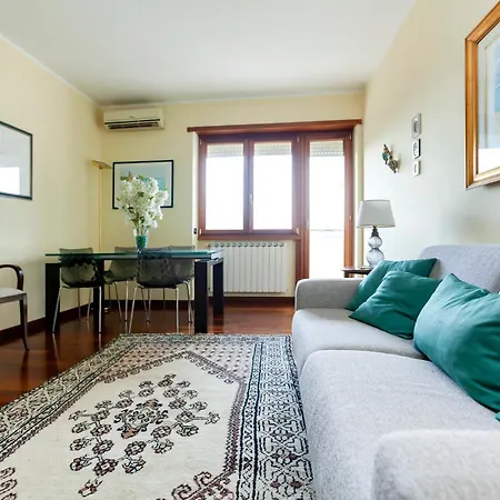 Apartment Appia Nuova Lucrezia