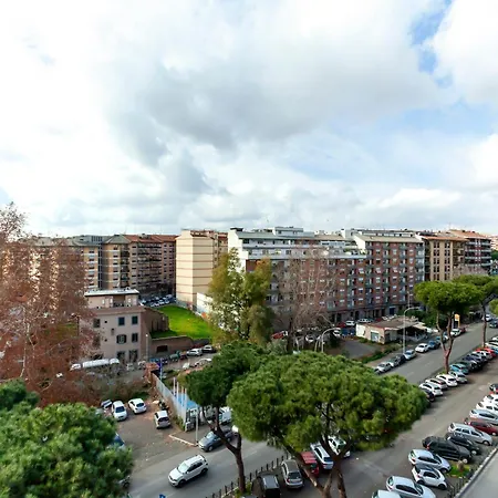Apartment Appia Nuova Lucrezia *