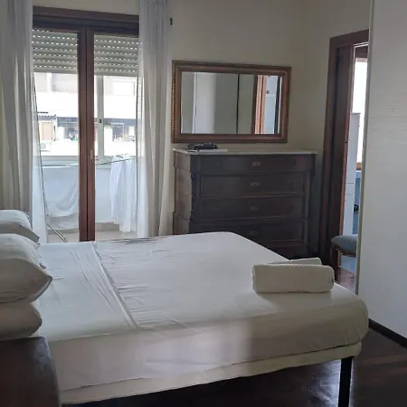 Apartment Appia Nuova Lucrezia