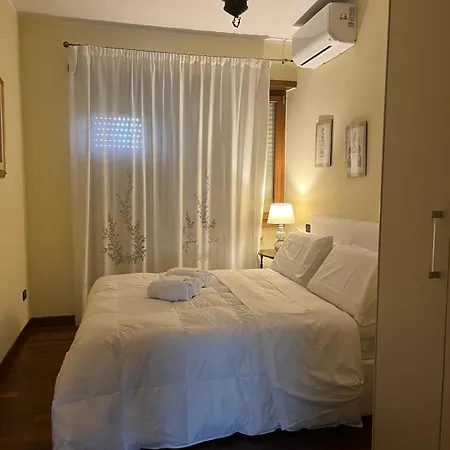 Apartament Appia Nuova Lucrezia Rzym