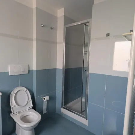 Appia Nuova Lucrezia Apartament
